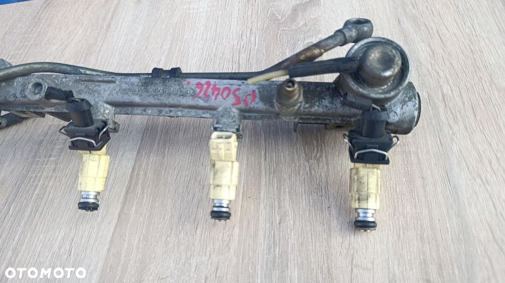 LISTWA WTRYSKOWA - WTRYSKI SSANGYONG REXTON 2.3 A1620783123 A161078345 - 2