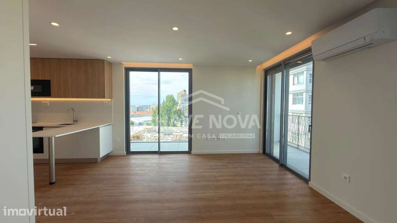 Apartamento T0 Novo c/ Terraço e Lugar de Garagem em Mafamude - Grande imagem: 4/21