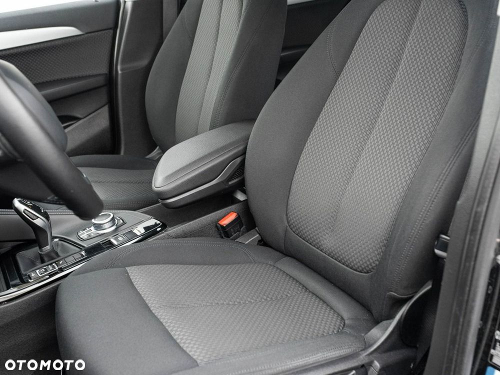 BMW X2 sDrive18i Advantage - 12