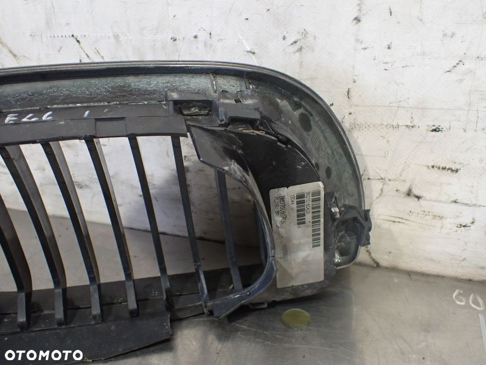 WYPEŁNIENIE KRATKA GRILLA LEWA BMW E46 LIFT 2.0D - 4