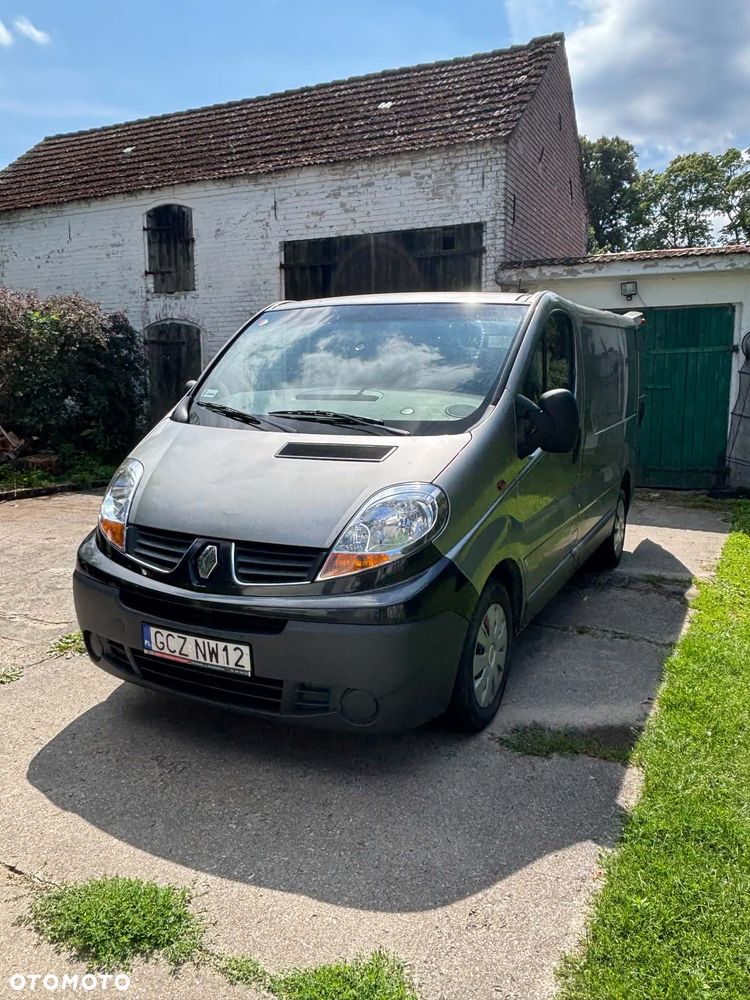 Renault trafic - 10