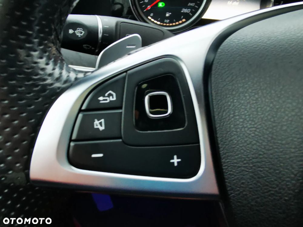 Mercedes-Benz Klasa E 300 9G-TRONIC Avantgarde - 18