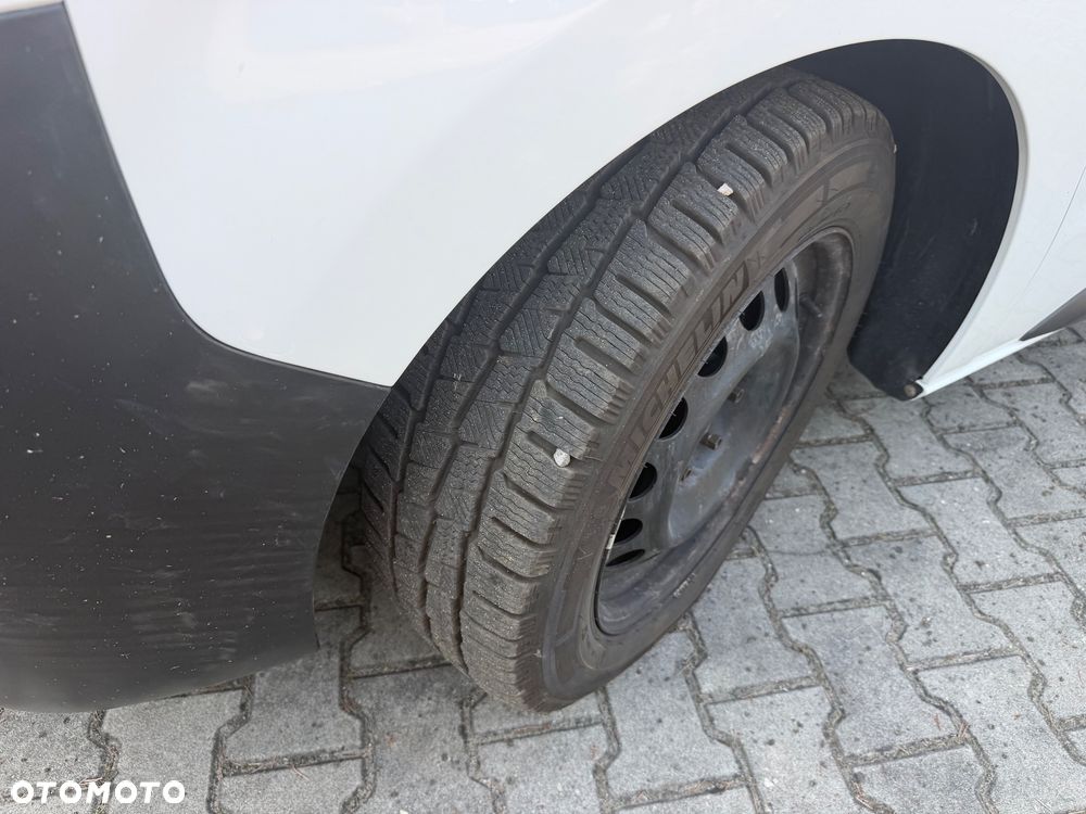 Opel VIVARO - 9