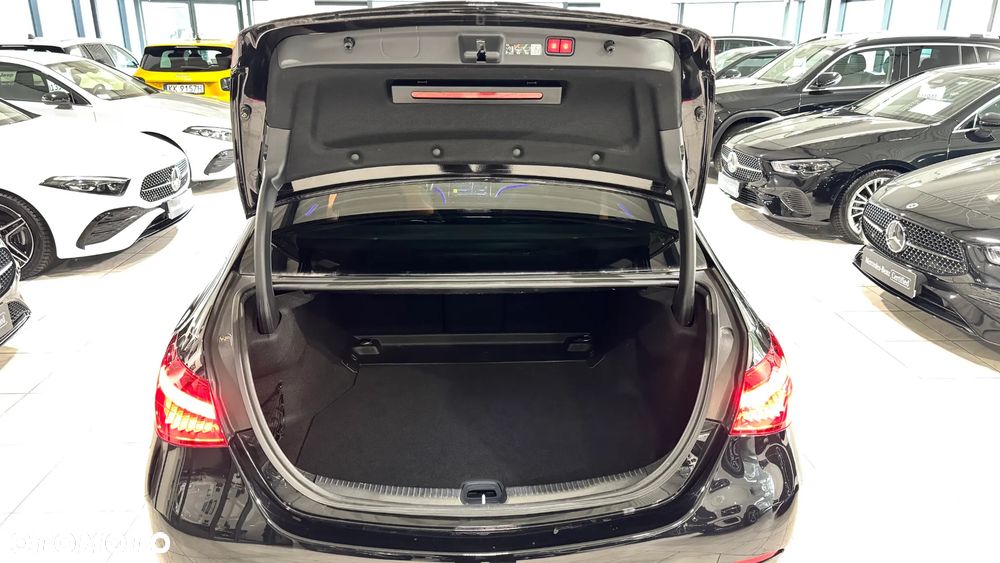 Mercedes-Benz Klasa C 220 d mHEV 4-Matic AMG - 34