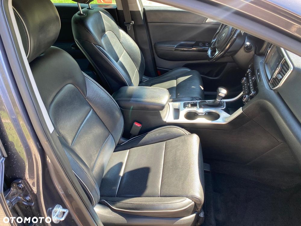 Kia Sportage 1.7 CRDI Business Line 2WD DCT - 17