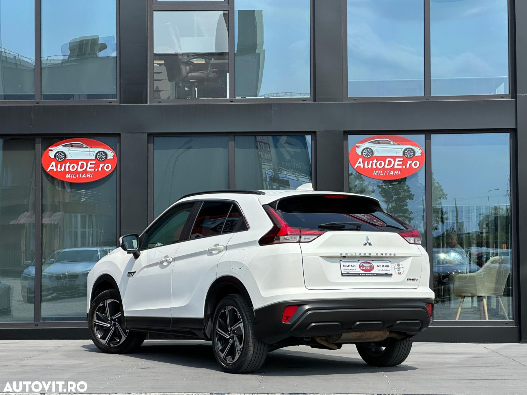 Mitsubishi Eclipse-Cross - 3