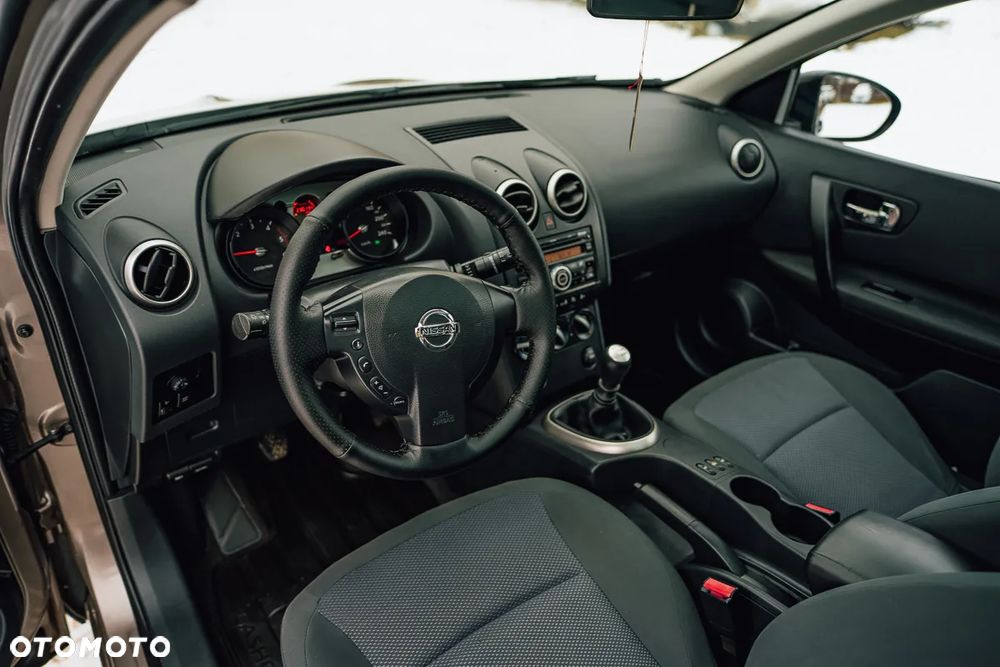 Nissan Qashqai+2 2.0 dCi DPF acenta - 16