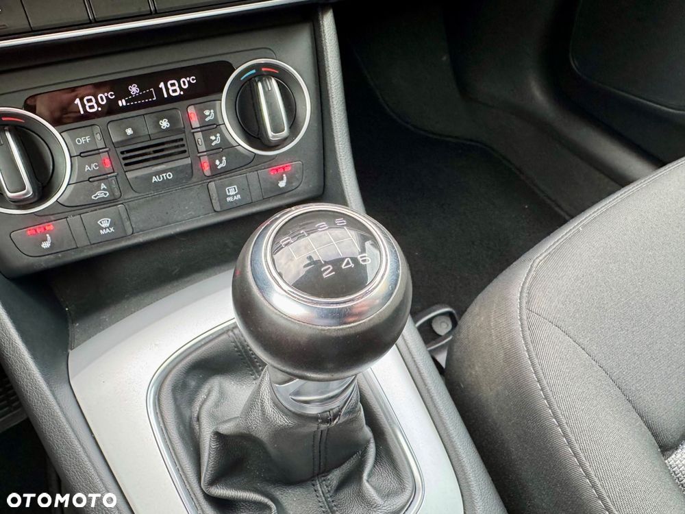 Audi Q3 2.0 TDI Design - 16