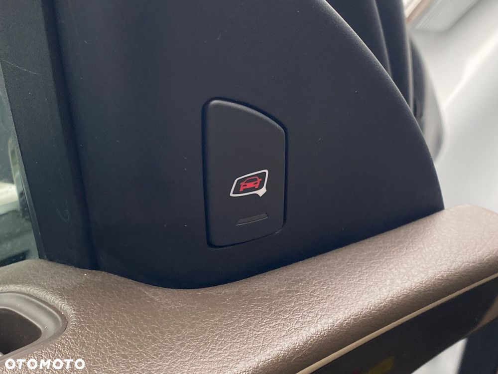 Audi A8 4.0 TFSI L Quattro - 23