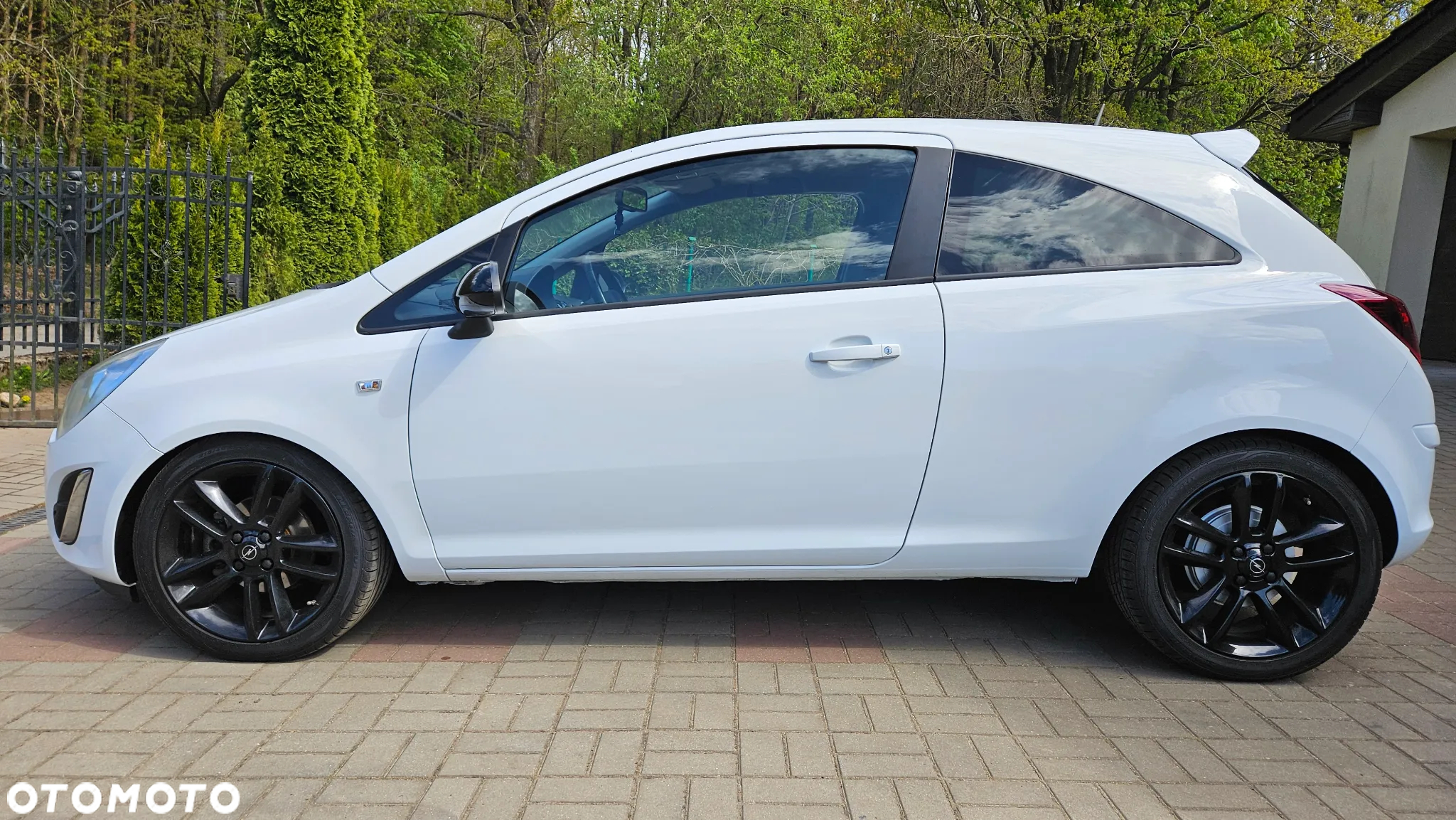 Opel Corsa 1.4 16V Sport - 13