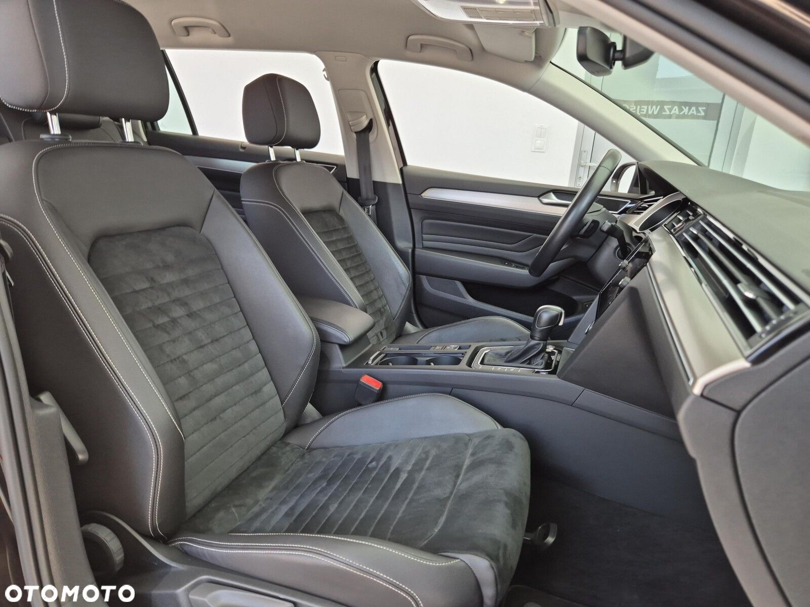 Volkswagen Passat 2.0 TSI Elegance DSG - 13