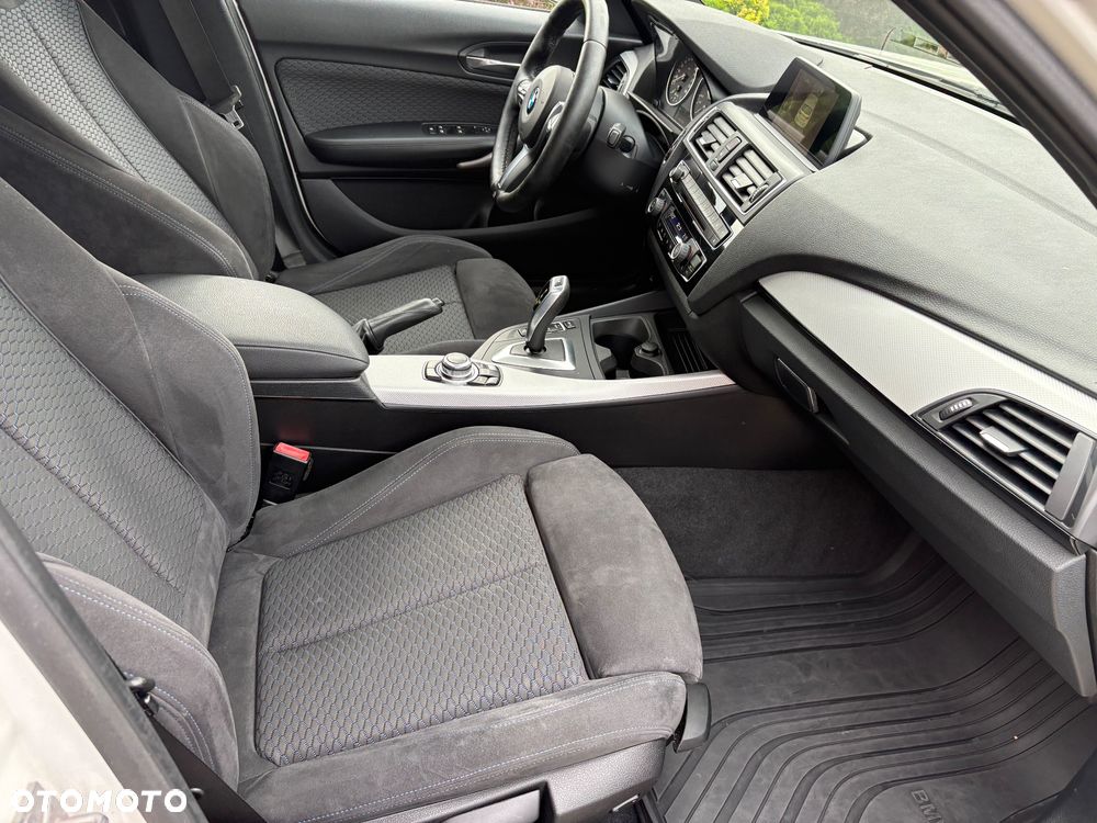 BMW Seria 1 116d Edition M Sport Shadow - 15
