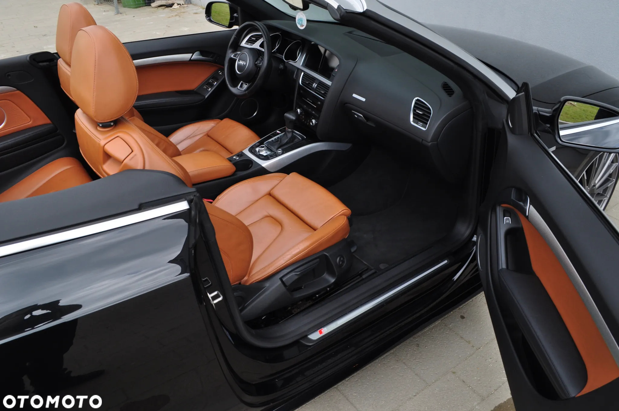Audi A5 Cabrio 2.0 TFSI quattro S tronic - 17