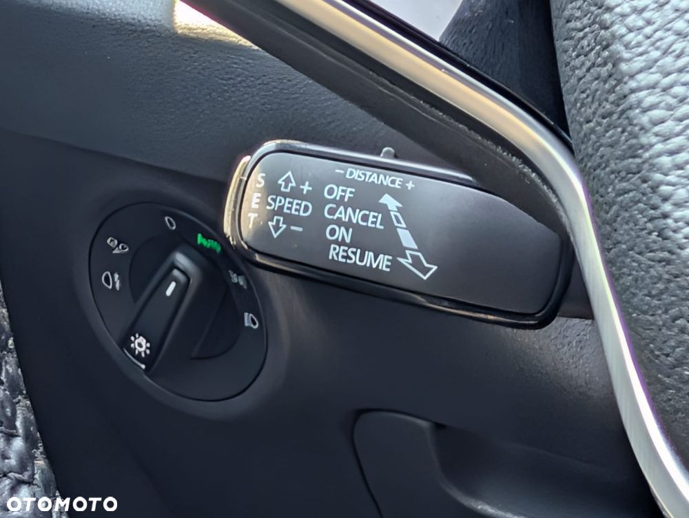 Skoda Karoq 1.5 TSI ACT Sportline DSG - 25