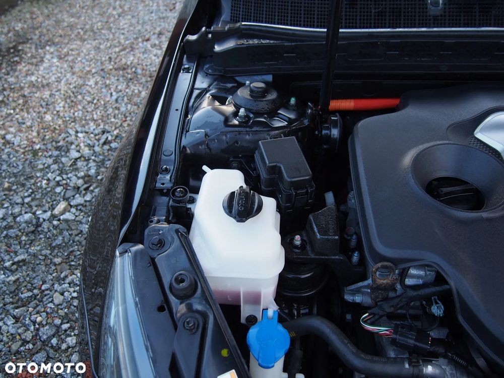 Kia Optima - 36