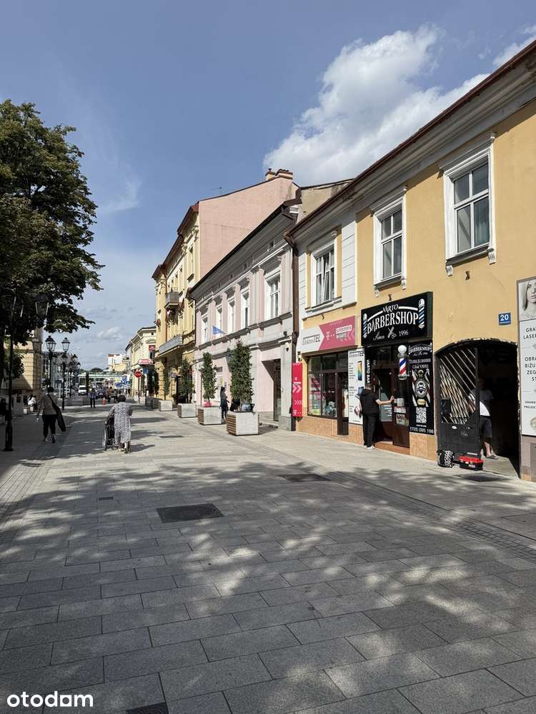 Część kamienicy przy deptaku na Grunwaldzkiej.