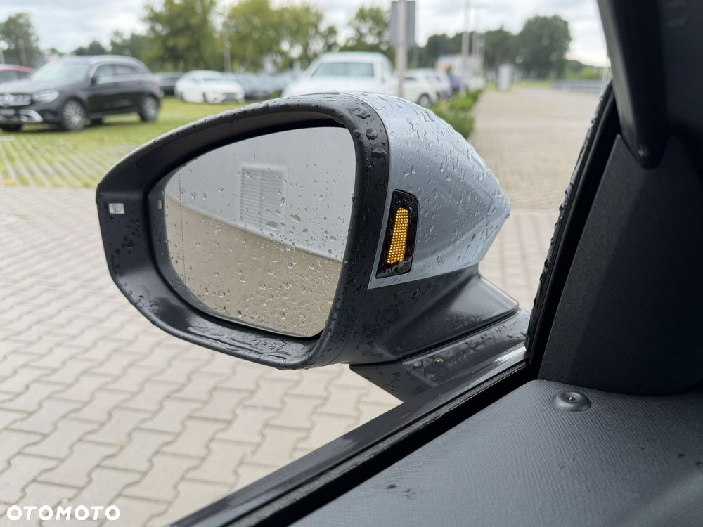 Skoda Superb 2.0 TDI SCR Essence DSG - 36