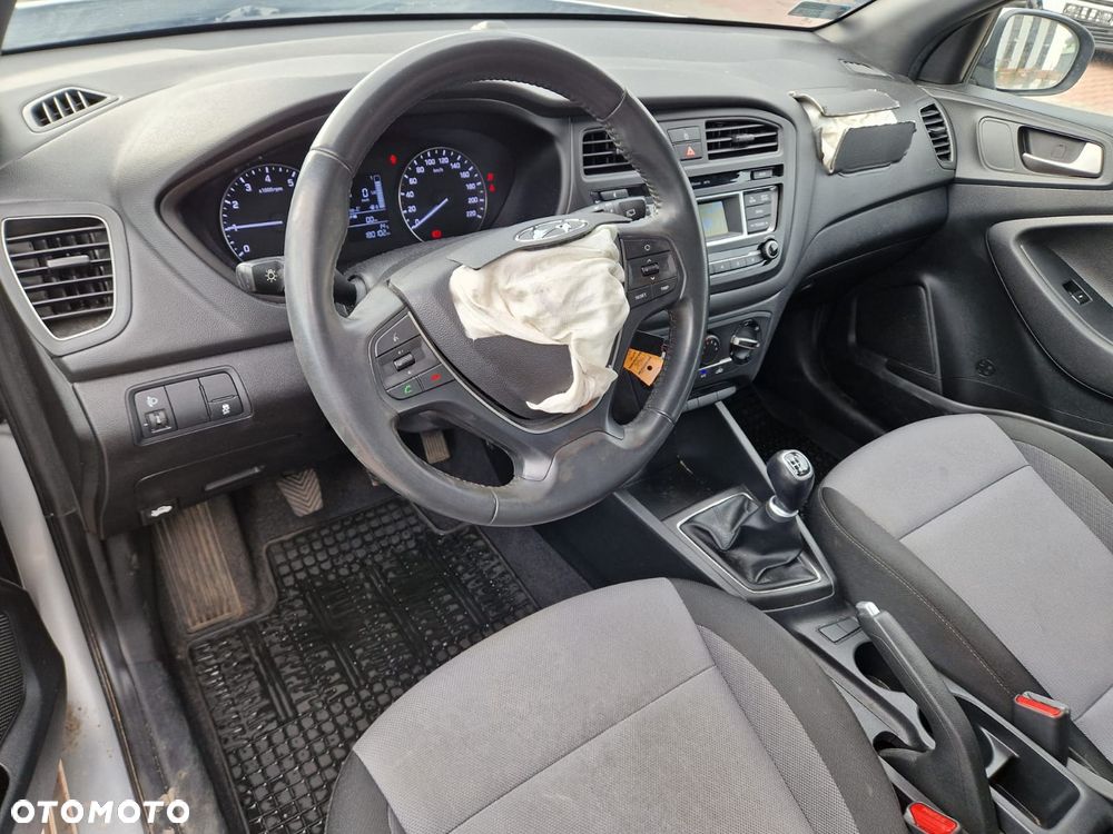 Hyundai i20 1.2 Comfort - 15