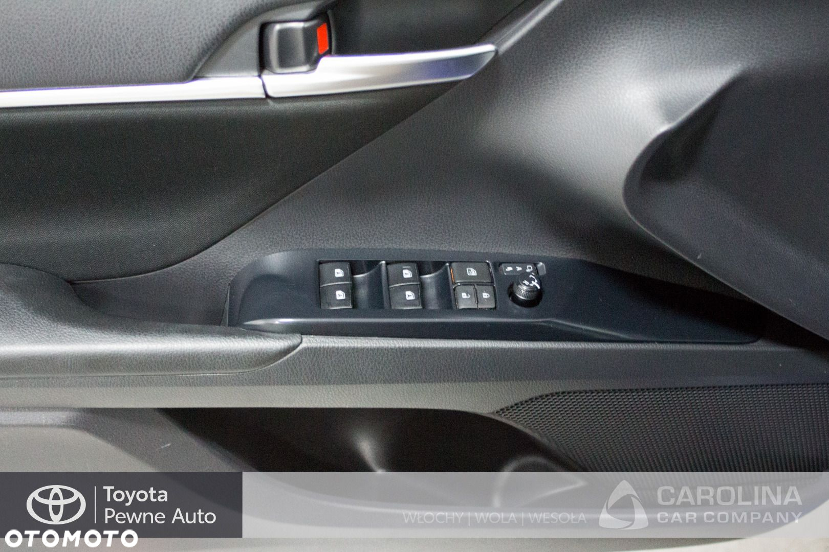 Toyota Camry - 10