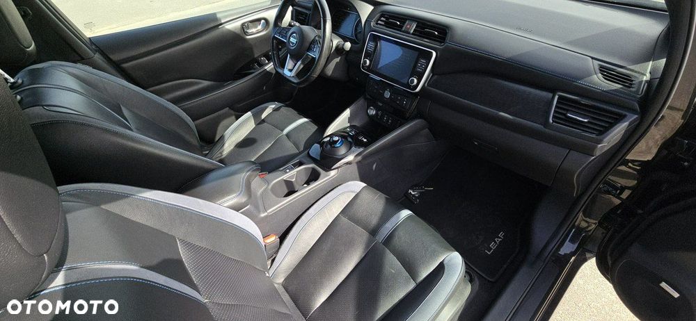 Nissan Leaf - 11
