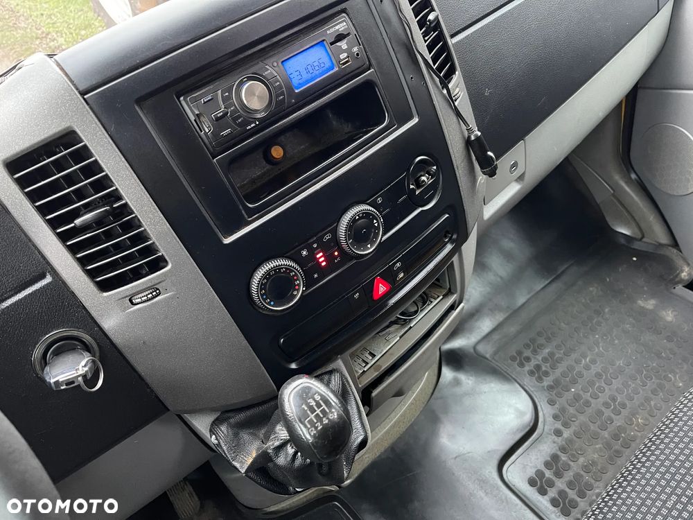 Mercedes-Benz Sprinter W906 313 CDI Średni Średniak L2H2 Brygadówka 6 Osobowy 6 Osób Dubel kabina 2009 ROK - 12