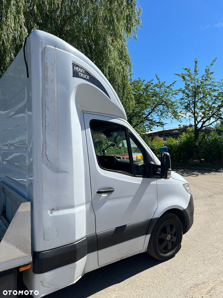 Mercedes-Benz Sprinter 319 - 6