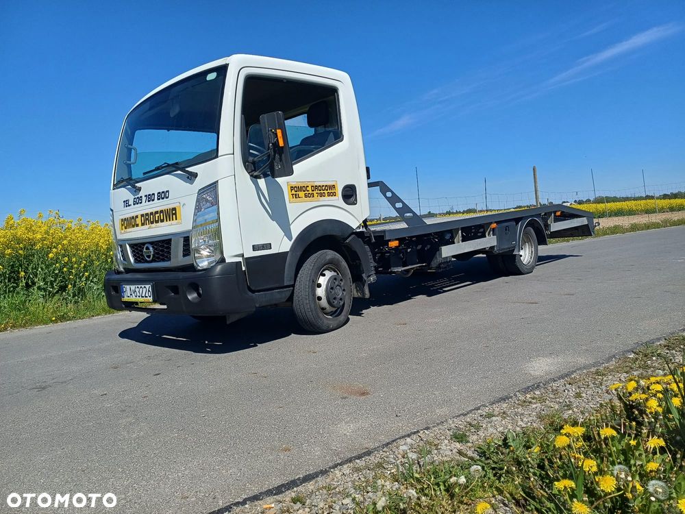 Nissan Cabstar - 1