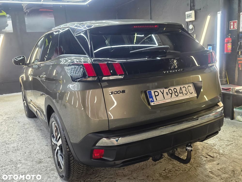 Peugeot 3008 1.6 BlueHDi Active S&S EAT6 - 9