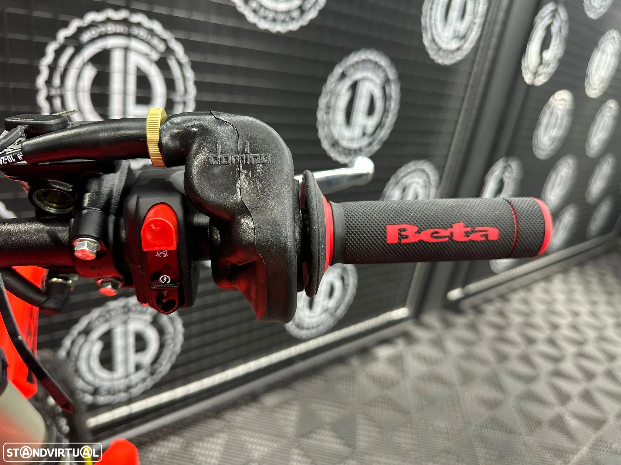 Beta RR X-PRO 2T 300 MY26 - 11