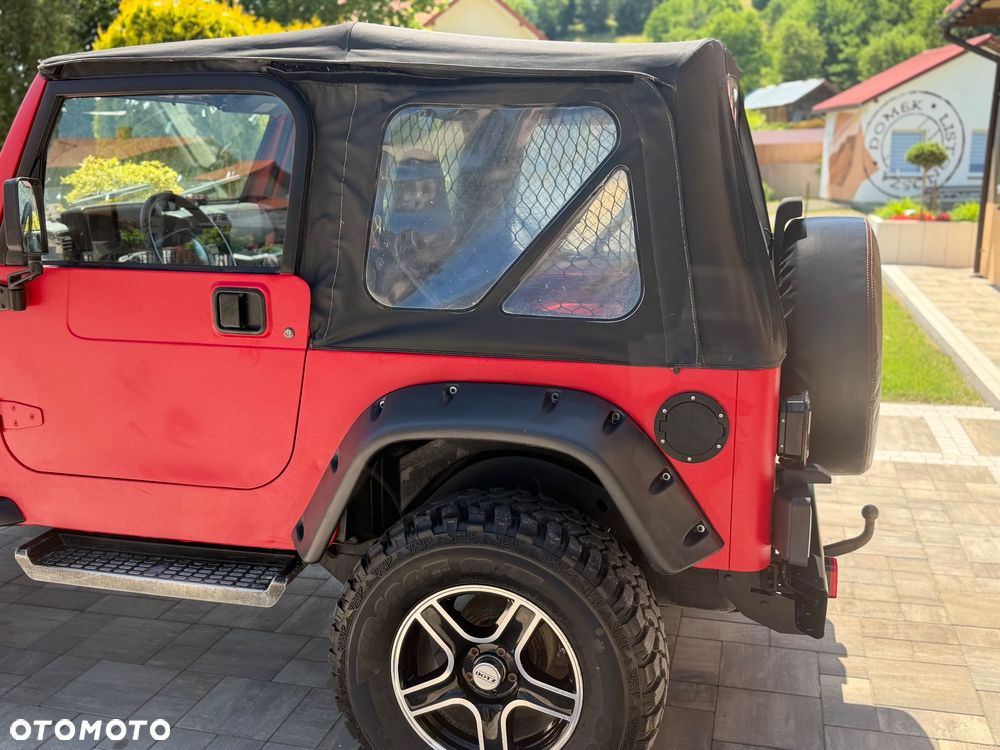 Jeep Wrangler 2.5 Sport - 21