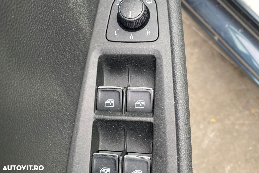 OGLINDA STANGA CU RABATARE ELECTRICA SEAT LEON FR 2020 - 2