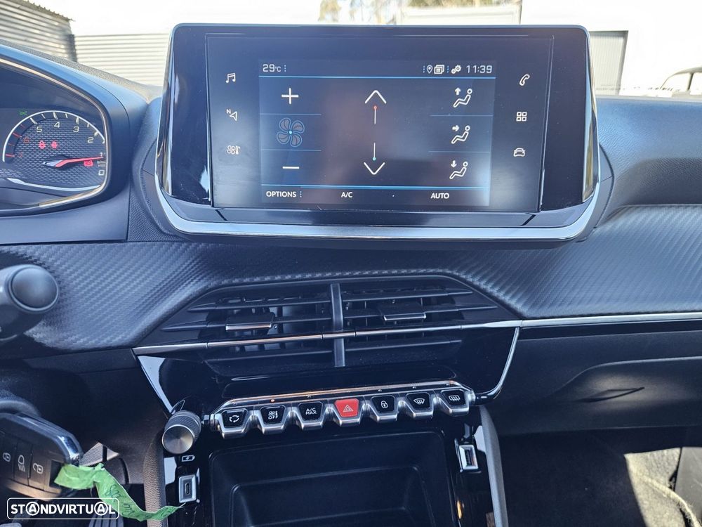 Peugeot 2008 1.2 PureTech Active Pack - 26