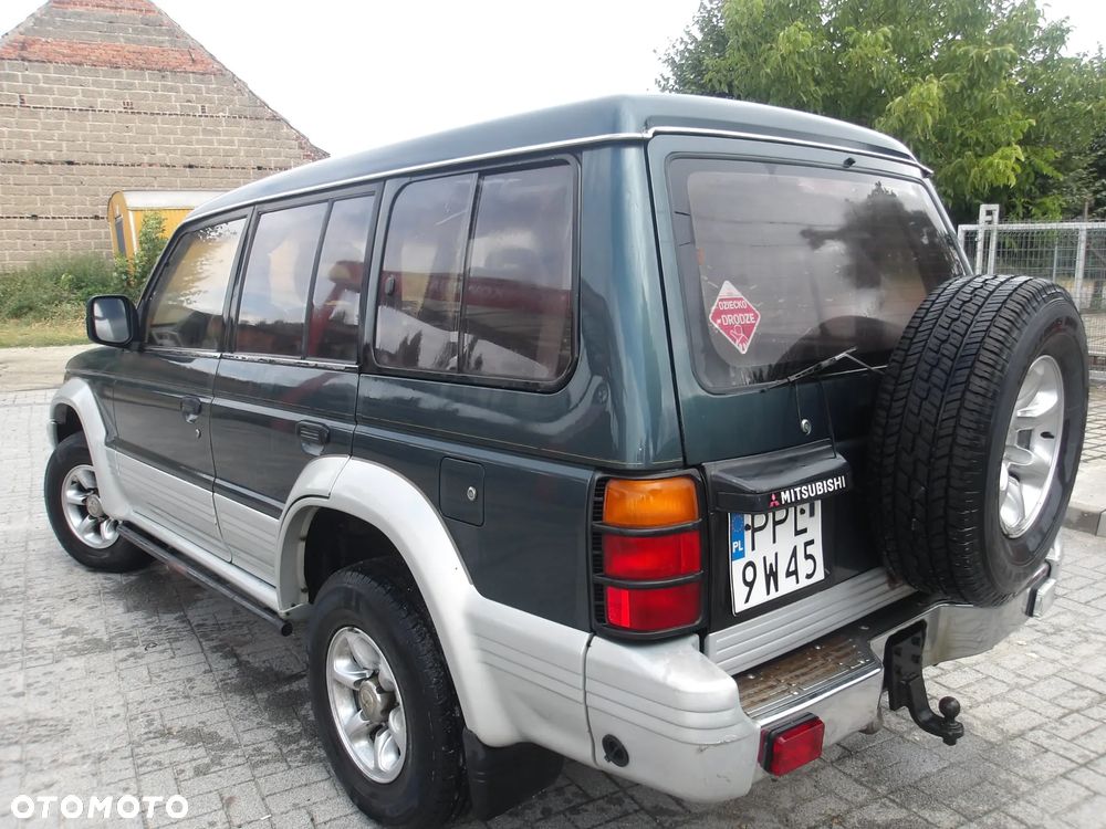 Mitsubishi Pajero - 13