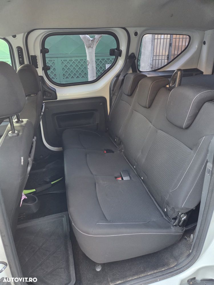Dacia Dokker 1.5 Blue dCi Laureate - 13