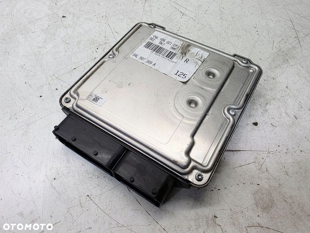 KOMPUTER STEROWNIK SILNIKA AUDI A3 8V VW SEAT SKODA 2.0 TDI 04L907309A - 2