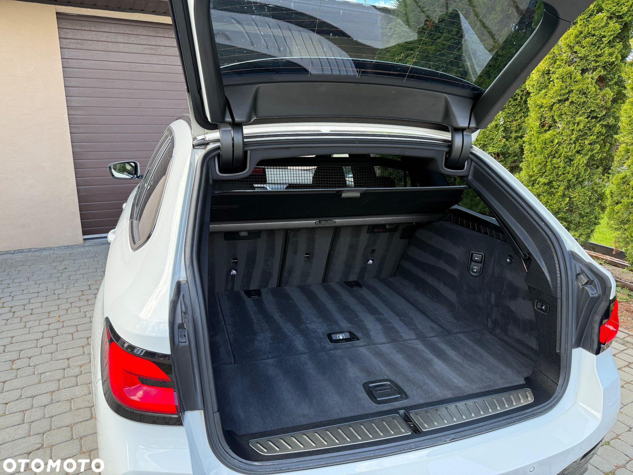 BMW Seria 5 530i Touring M Sport Edition - 32