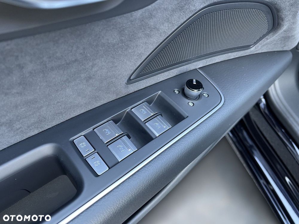 Audi A8 50 TDI mHEV Quattro Tiptr - 11