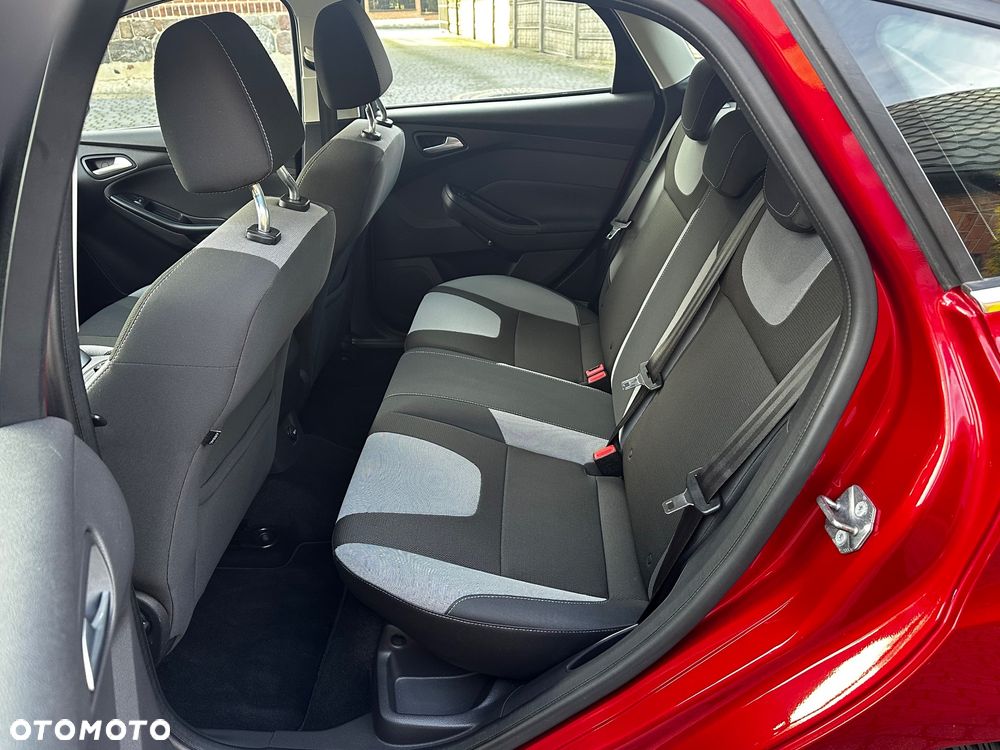 Ford Focus - 24