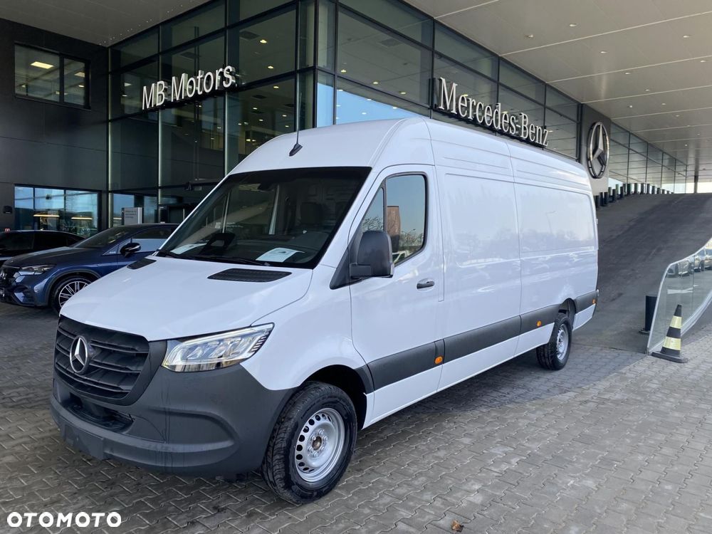 Mercedes-Benz Sprinter - 1