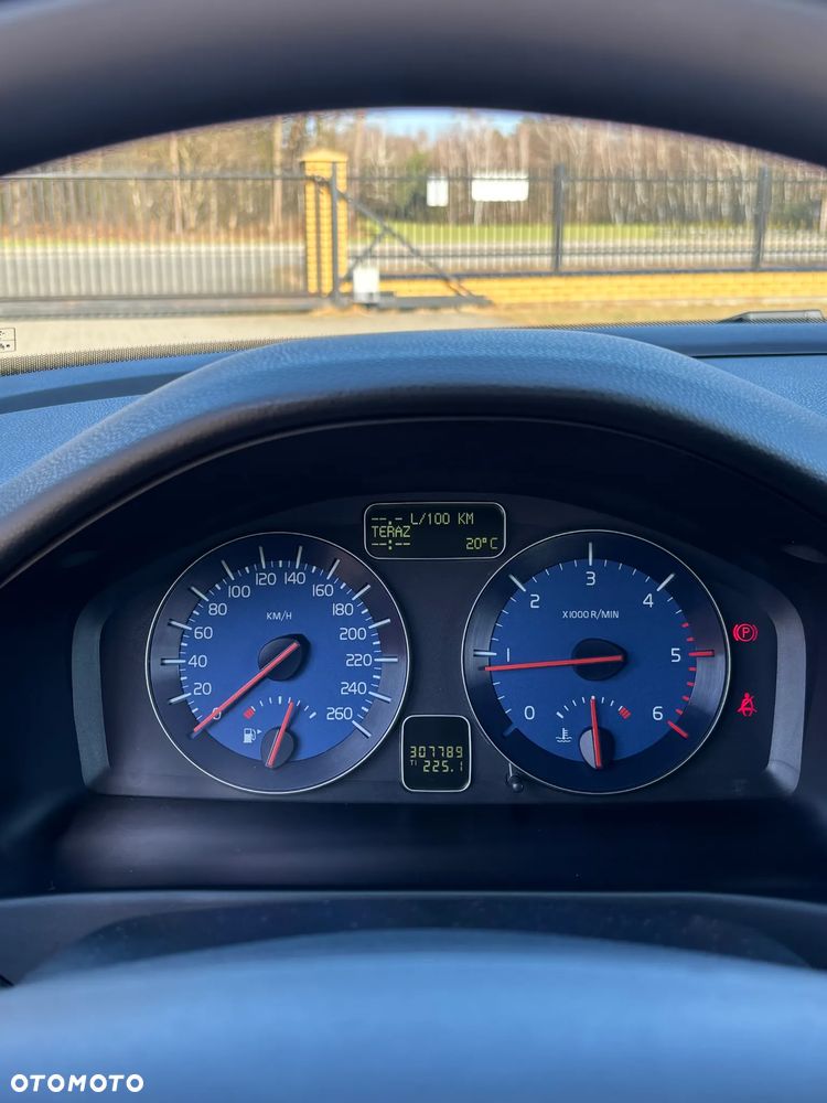 Volvo C30 D2 R-Design - 14