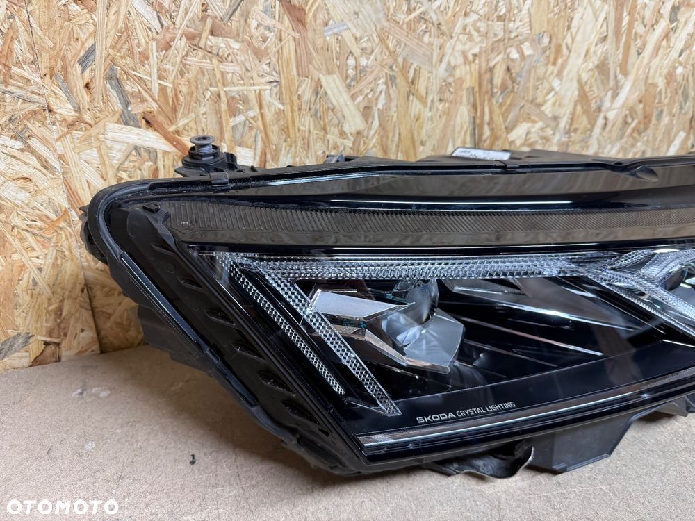 SKODA OCTAVIA IV LEWA PRAWA LAMPA PRZÓD 5E4941036 5E4941035 LIFT FULL LED - 27