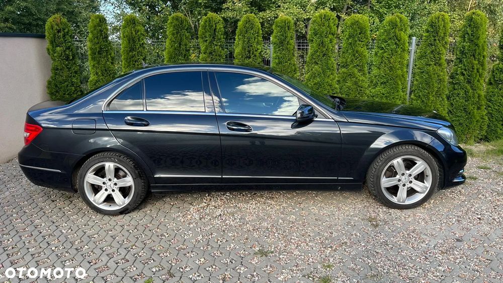 Mercedes-Benz Klasa C 250 CGI BlueEff Avantgarde - 7