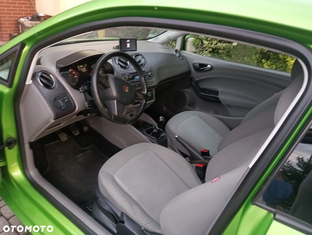 Seat Ibiza SC 1.4 16V Style - 12