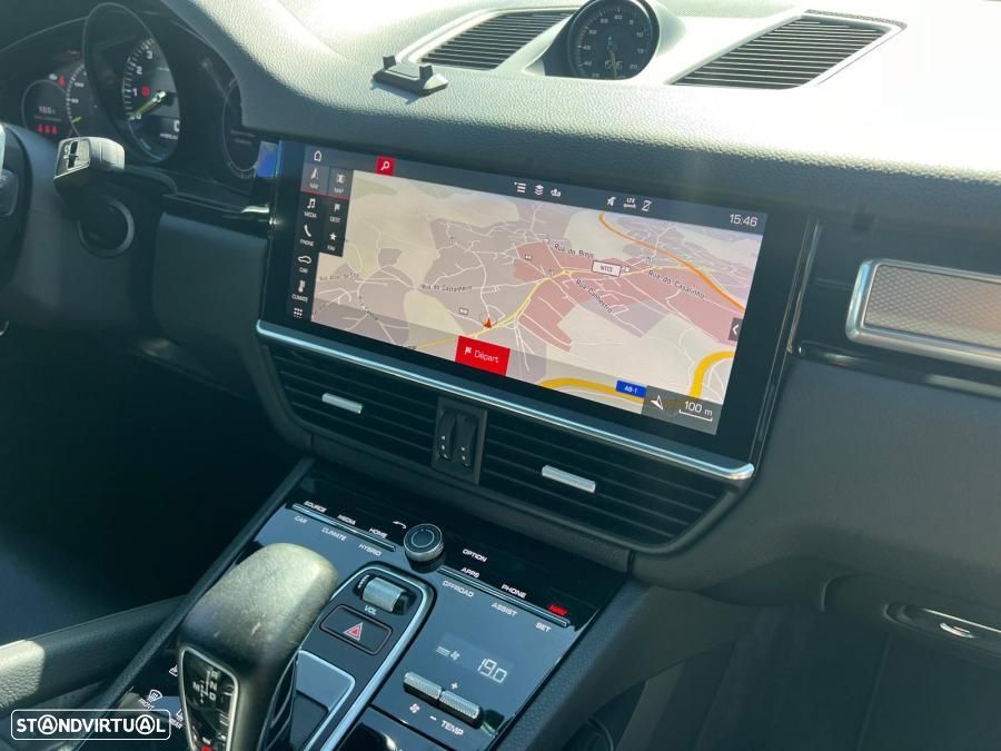 Porsche Cayenne Coupé E-Hybrid - 10