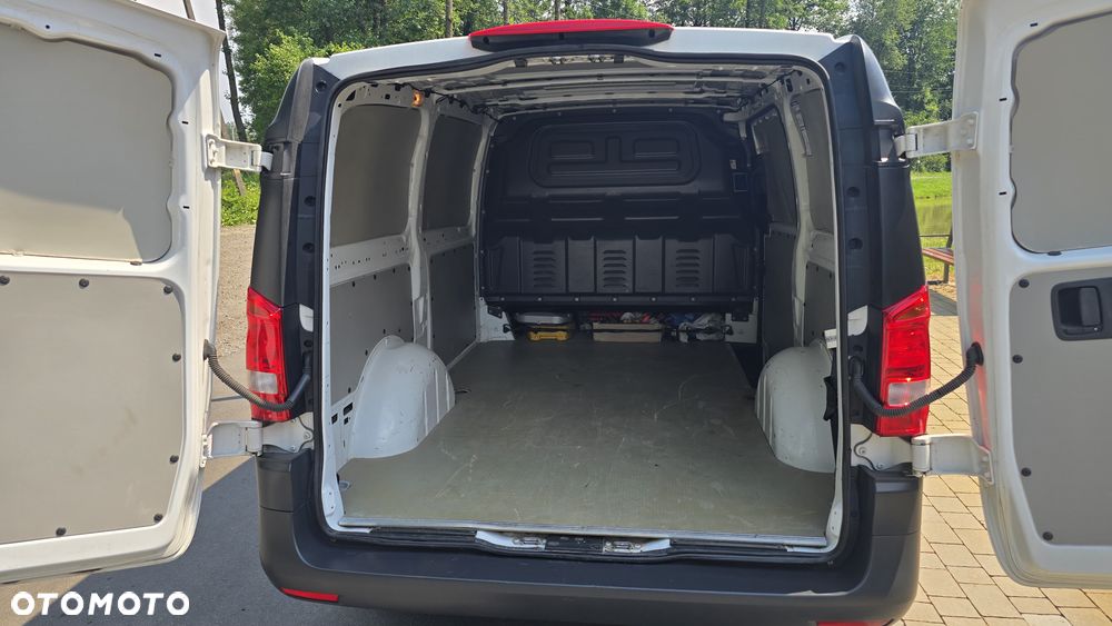Mercedes-Benz vito 111 - 13