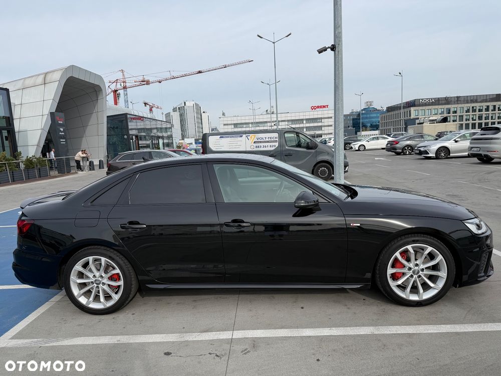 Audi A4 Limousine 40 TFSI mHEV Quattro S Line S tronic - 4
