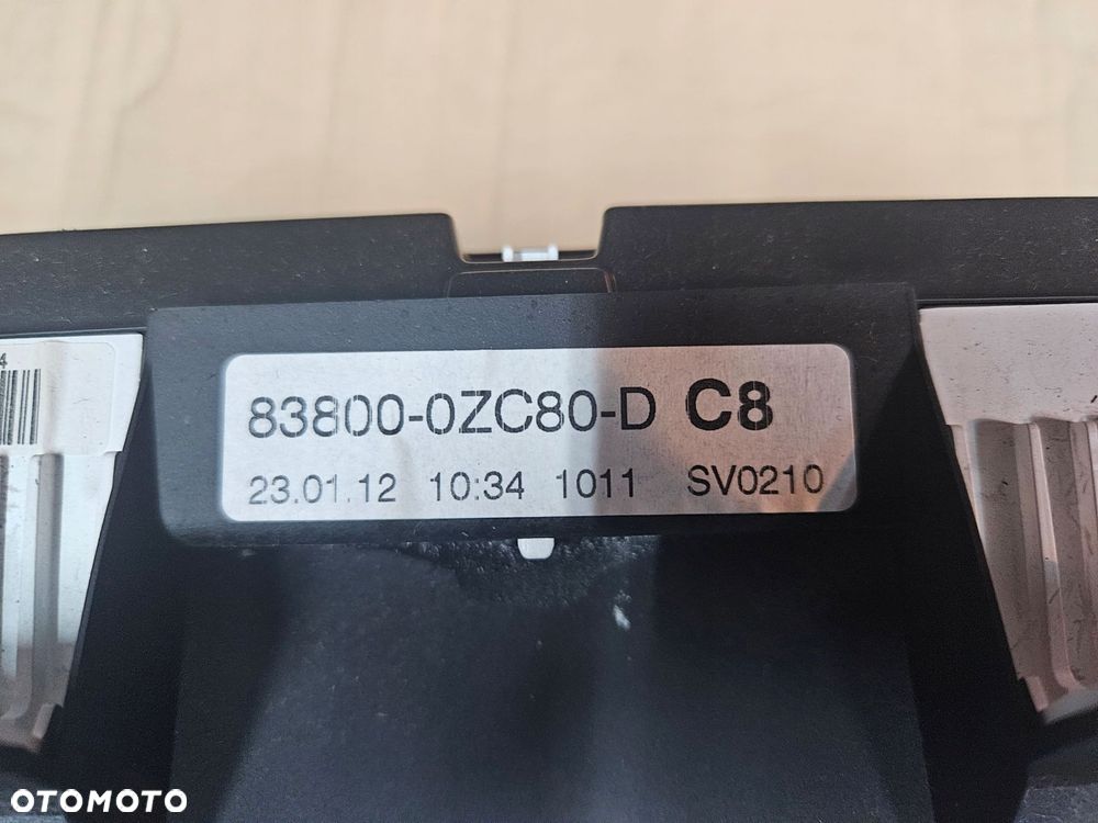 toyota auris 10-12 1.4 d4d lift licznik 168 tyś - 3