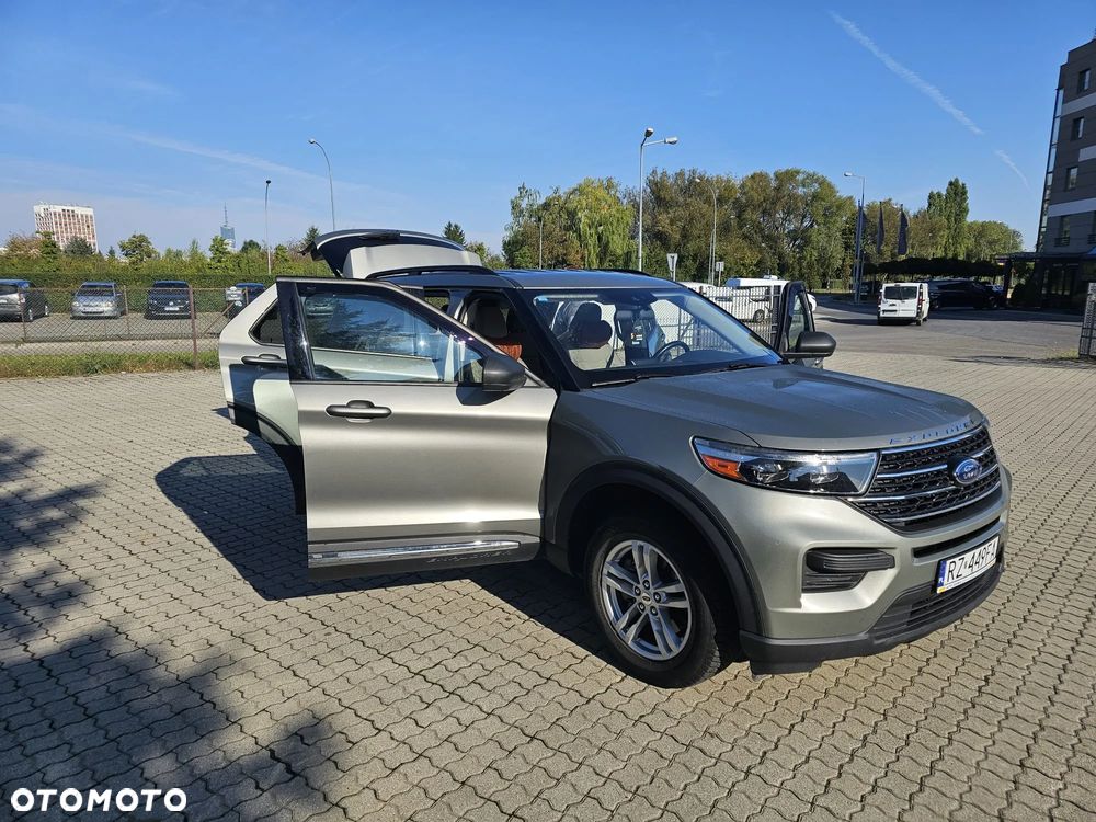 Ford Explorer - 18