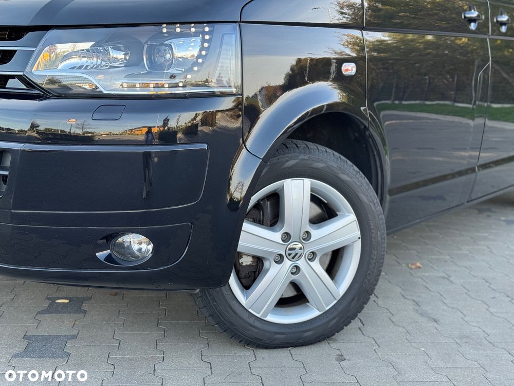 Volkswagen Caravelle - 12