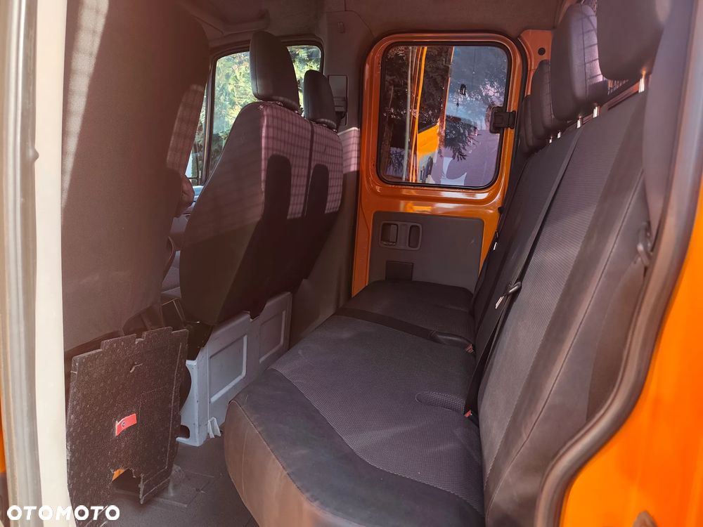 Mercedes-Benz Sprinter - 19